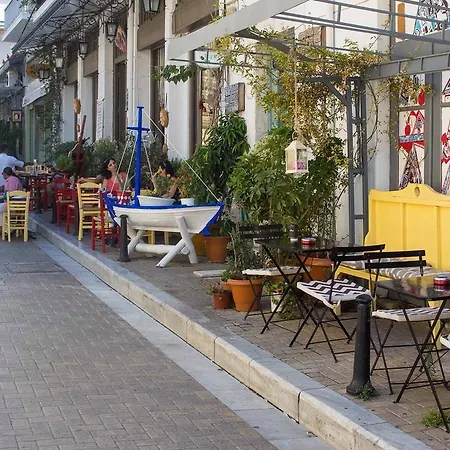 Hostel Acropolis